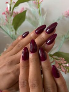 Unha Vinho- marca desconhecida (Pinterest)