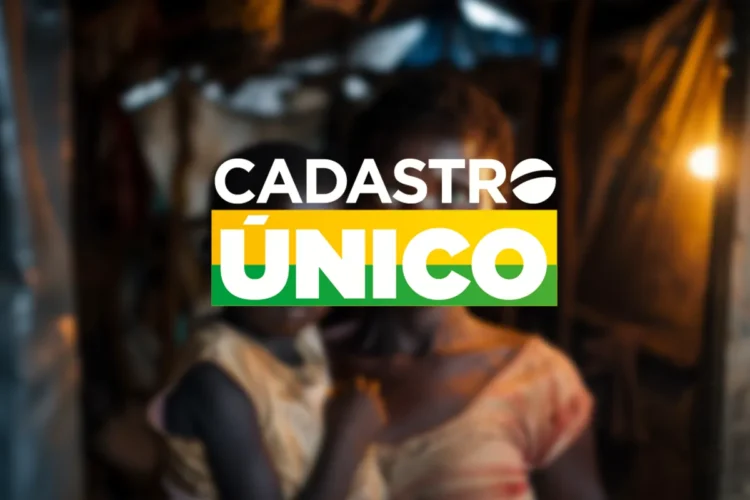Imagem representativa de mãe e filha em situação de vulnerabilidade com logotipo do Cadastro Único (CadÚnico) sobreposto