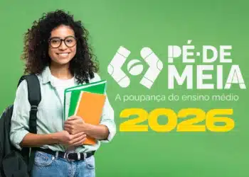 Pé-de-Meia: critérios atualizados para estudantes do ensino médio em 2026 10 Jovem estudante sorridente com mochila e cadernos diante do logo Pé-de-Meia 2026.