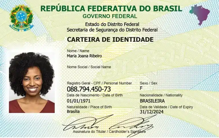 Nova Carteira de Identidade Carteira de Identidade Nacional brasileira com foto de mulher, CPF como número único, brasão da República e mapa do Brasil.